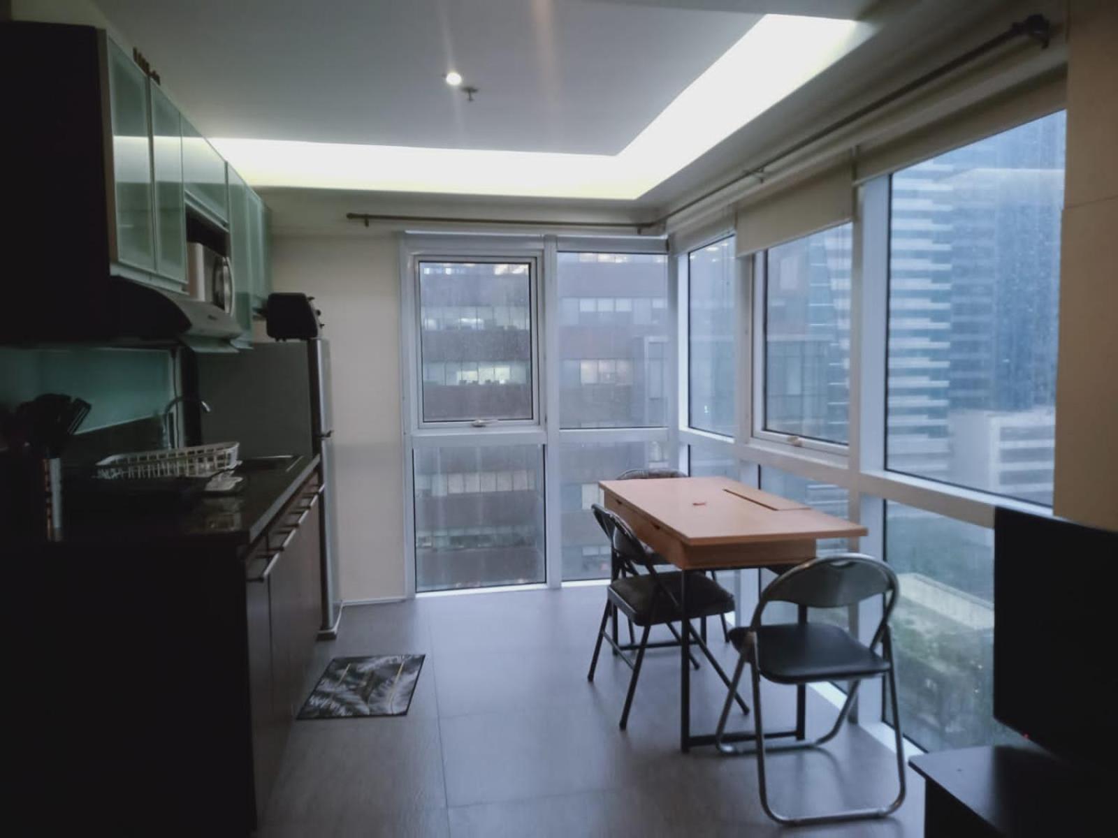 2 Bedrooms Units Forbes Area 5Th Avenue Bgc Center Manila Esterno foto