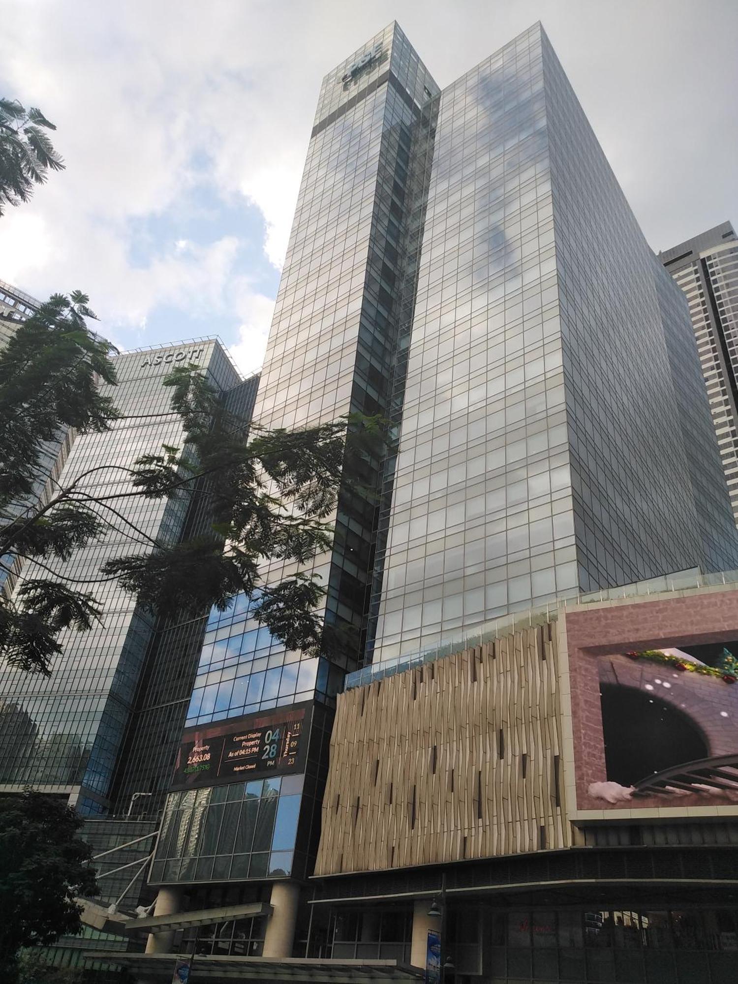 2 Bedrooms Units Forbes Area 5Th Avenue Bgc Center Manila Esterno foto