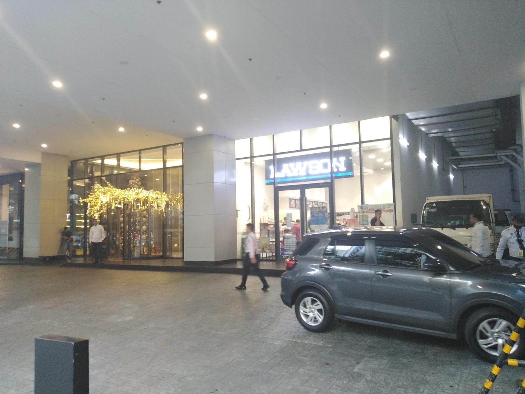 2 Bedrooms Units Forbes Area 5Th Avenue Bgc Center Manila Esterno foto